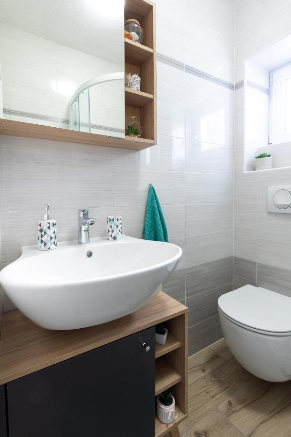 Apartman Ruza 크르크 외부 사진